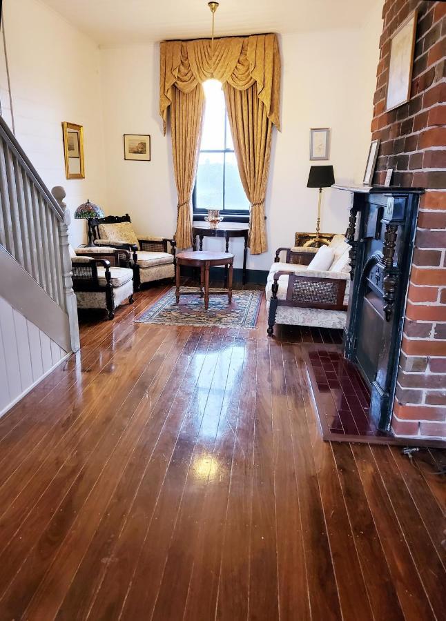 Central Tilba ザ ツー ストーリー ベッド アンド ブレックファースト Bed & Breakfast エクステリア 写真